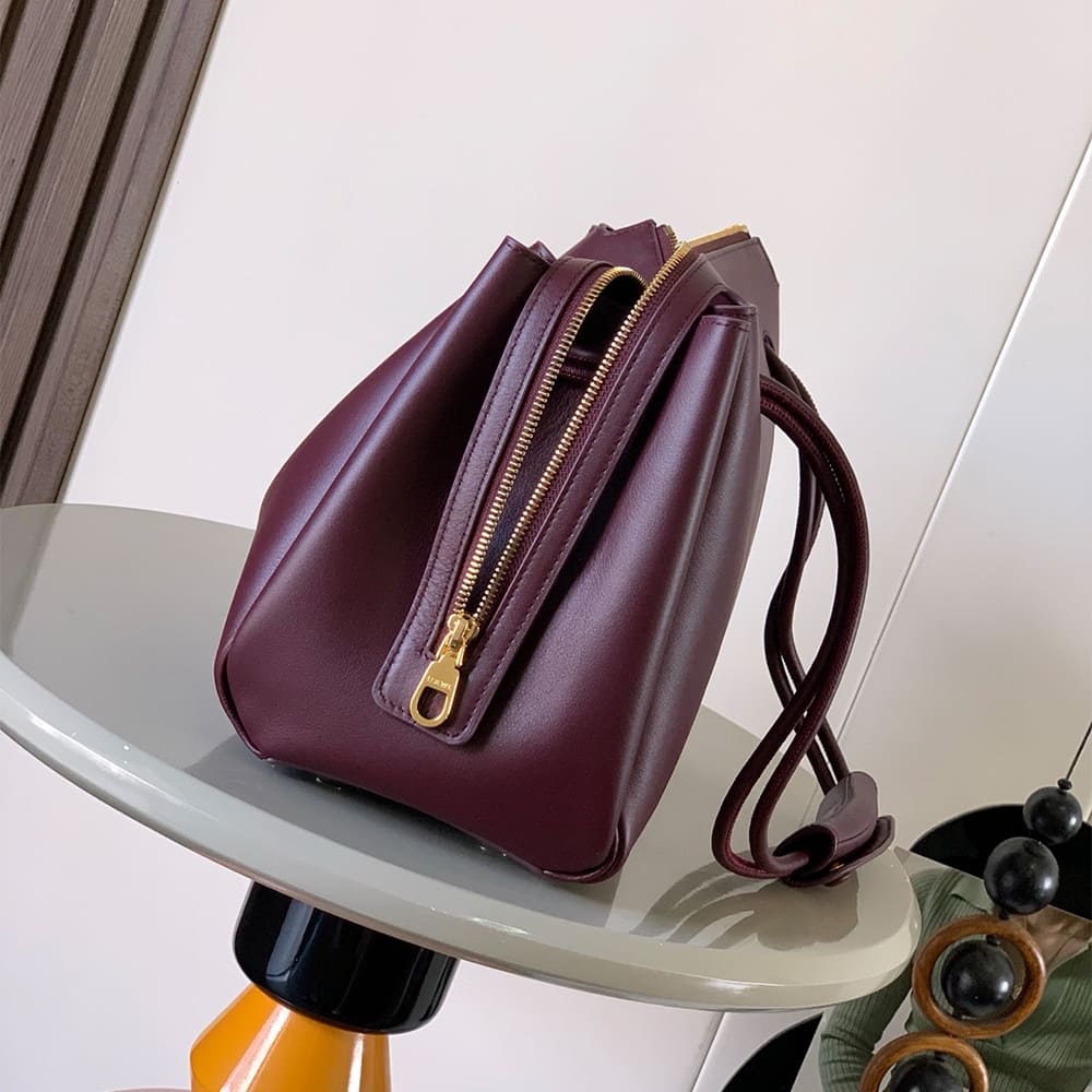 Loewe Medium Madrid bagin supple calfskin(HIGH-END GRADE)