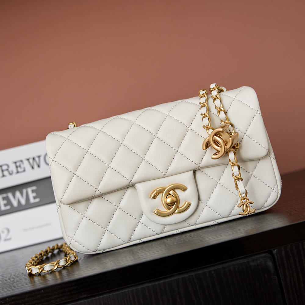 CHANEL Mini Flap Bag(HIGH-END GRADE)
