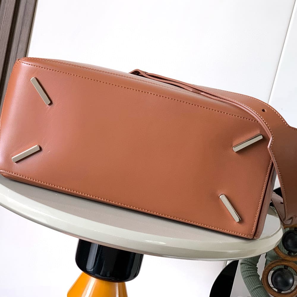 Loewe Large Featherlight Puzzle bag in nappa lambskin(HIGH-END GRADE)