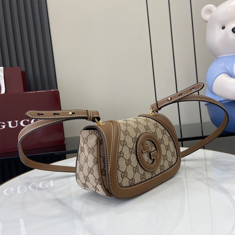 Gucci Blondie small shoulder bag