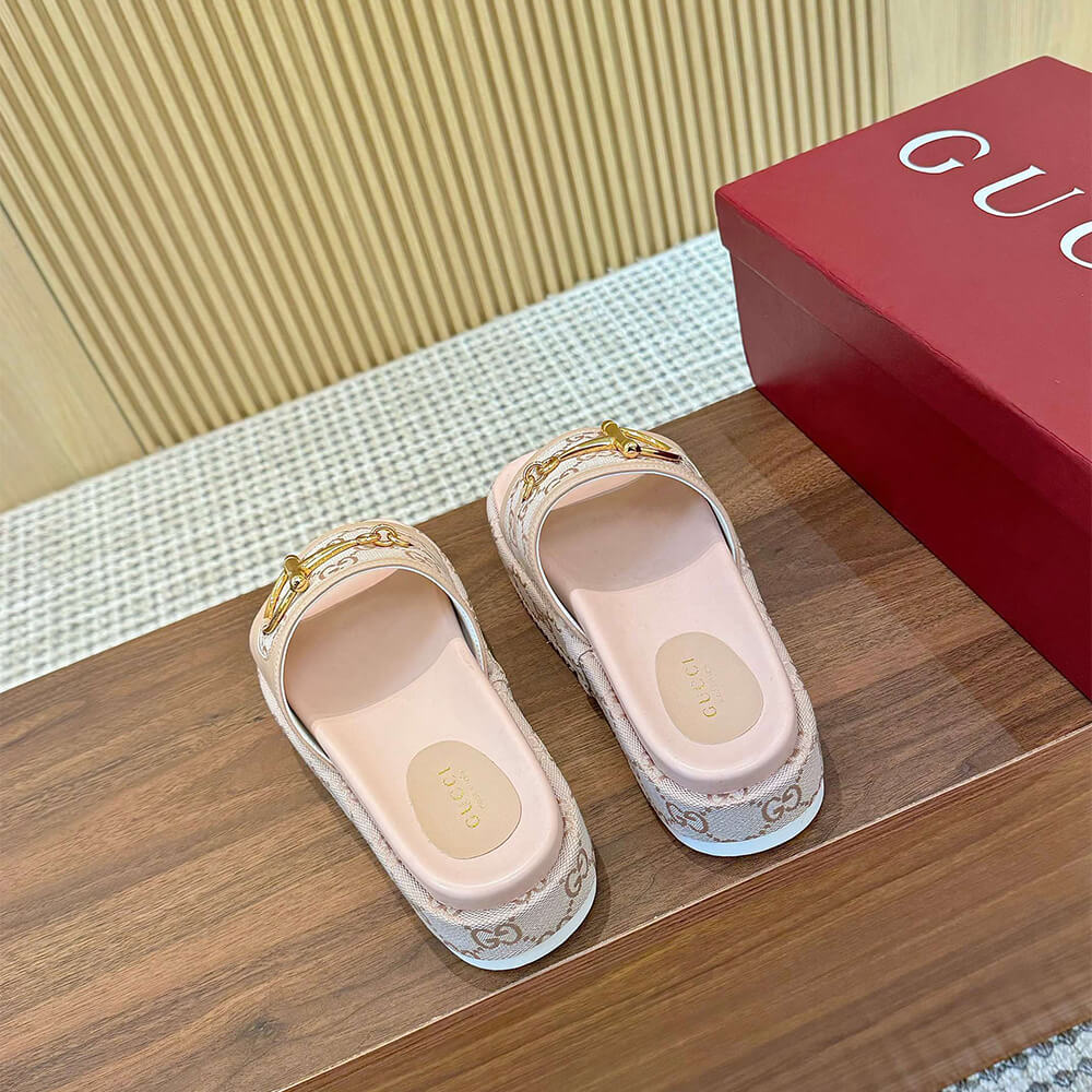 GUCCI Women s platform slide sandal