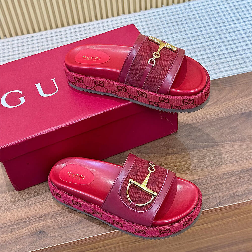 GUCCI Women s platform slide sandal