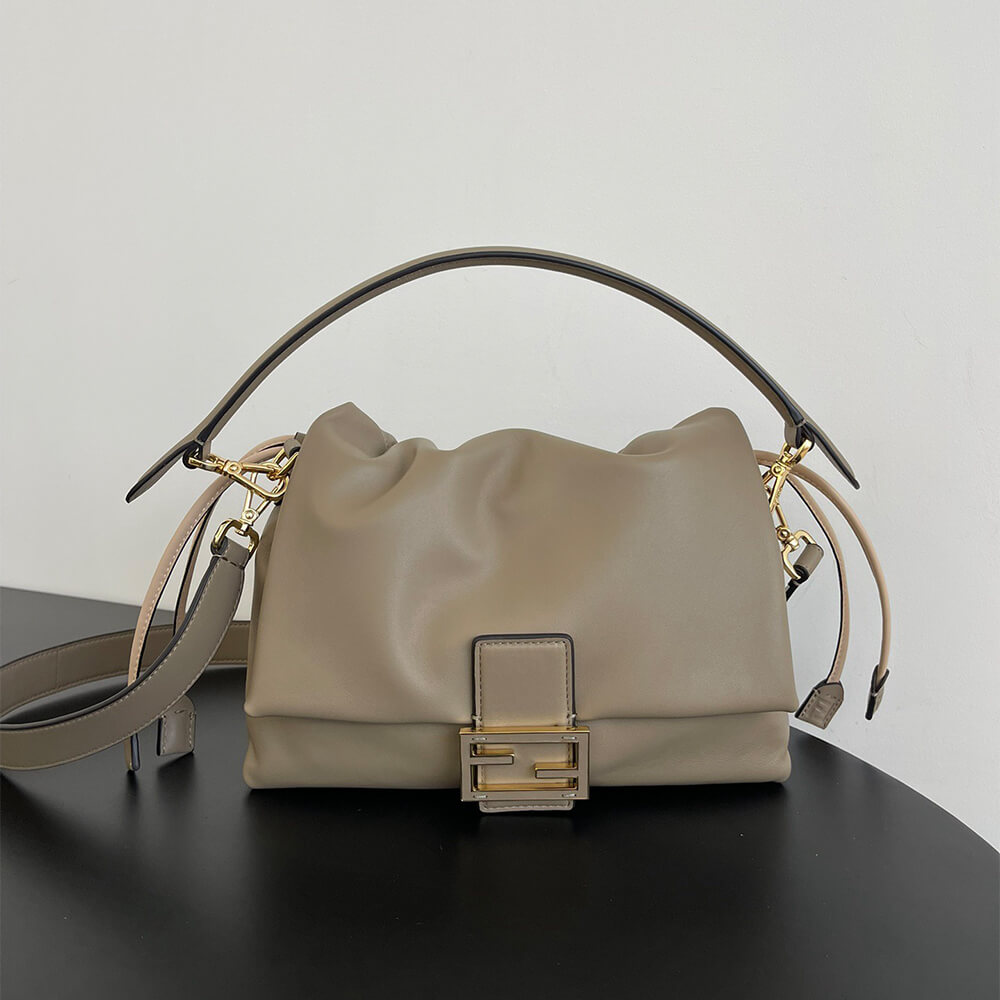 Fendi Mamma Baguette Medium(high-end grade)