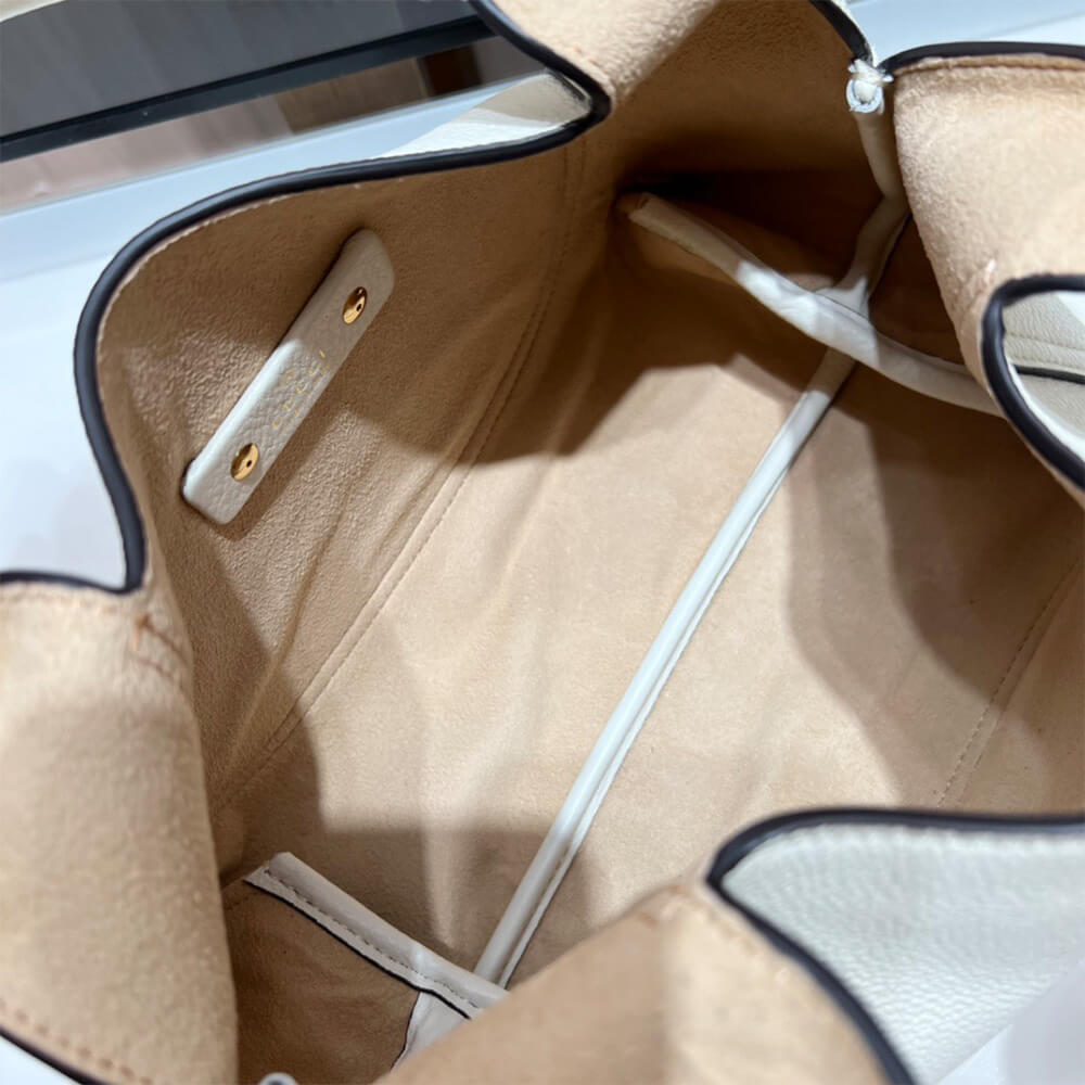 Gucci Softbit medium top handle bag(HIGH-END GRADE)