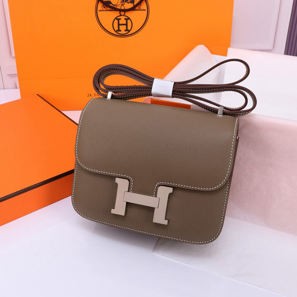 Hermes Constance 18