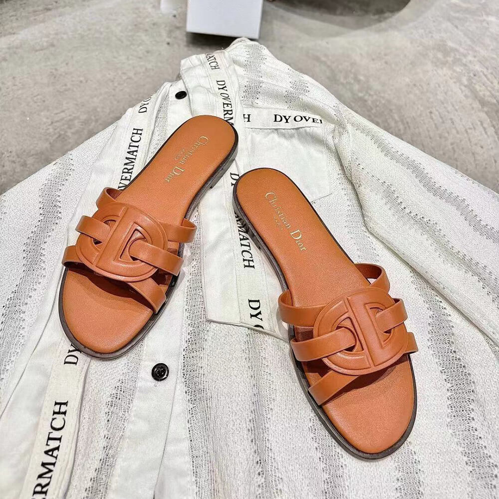 DIOR D-Club Slide