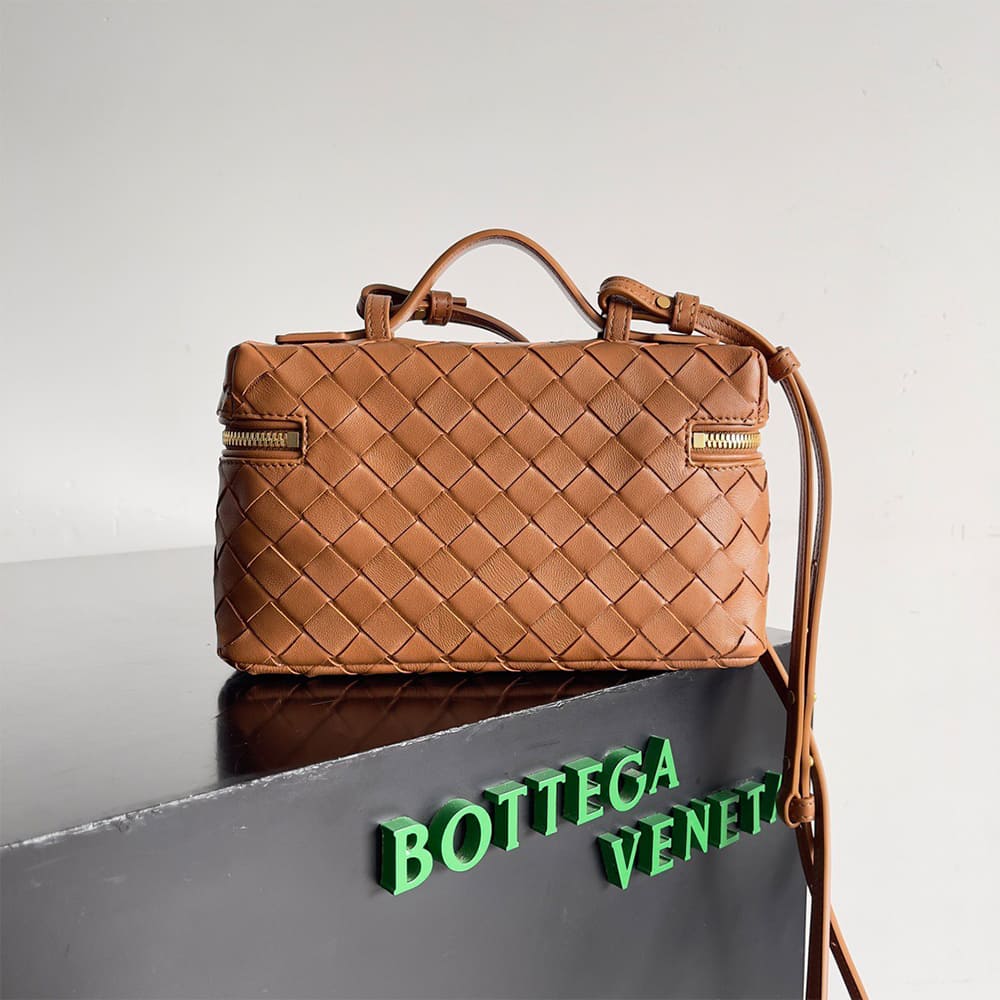 Bottega Veneta Bang Bang Vanity Case(high-end grade)