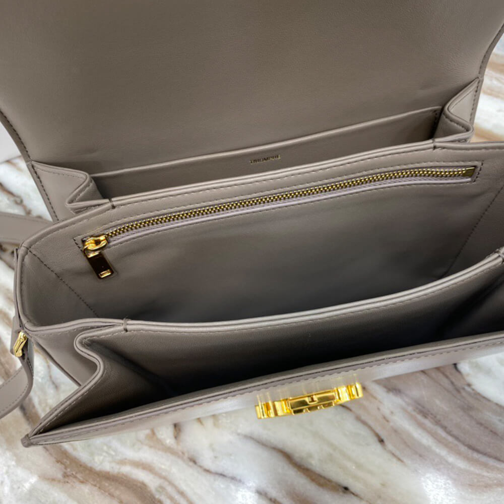 CELINE CLASSIQUE TRIOMPHE BAG in shiny calfskin(HIGH-END GRADE)
