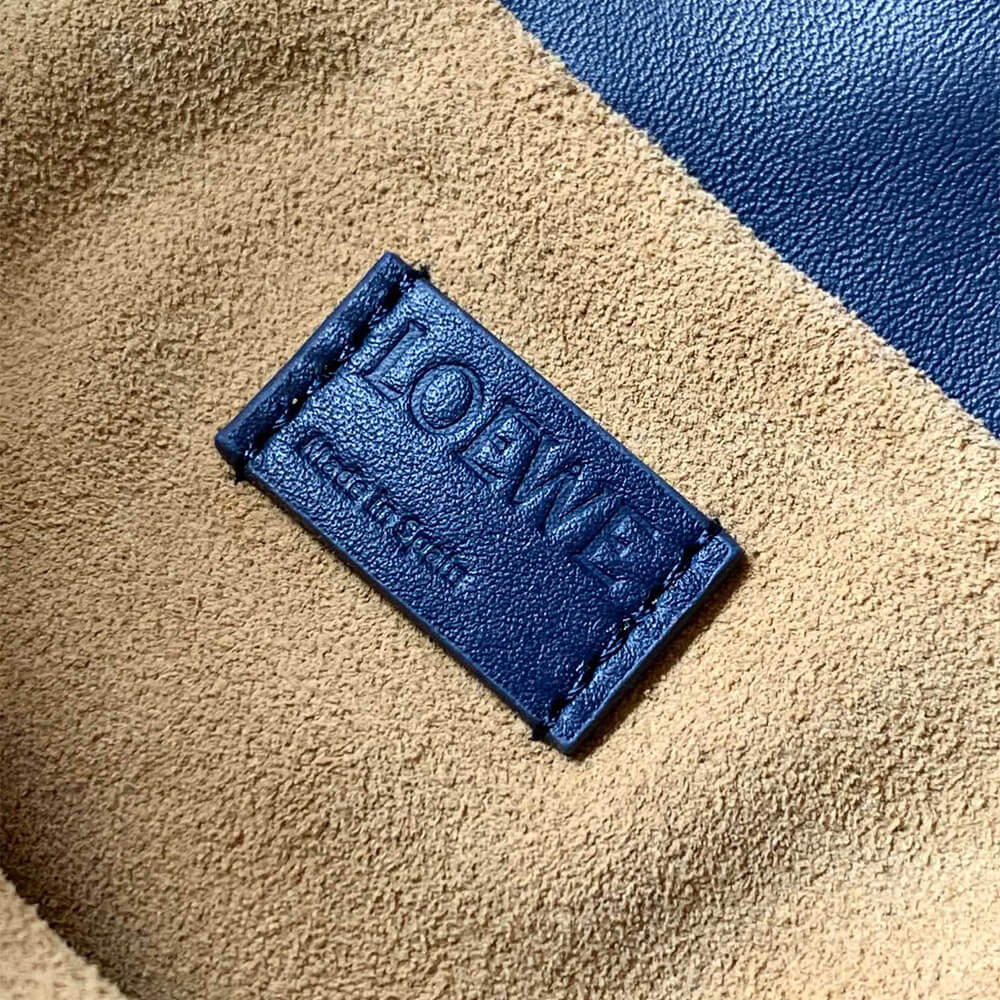 LOEWE Medium Flamenco clutch in nappa calfskin(HIGH-END GRADE)