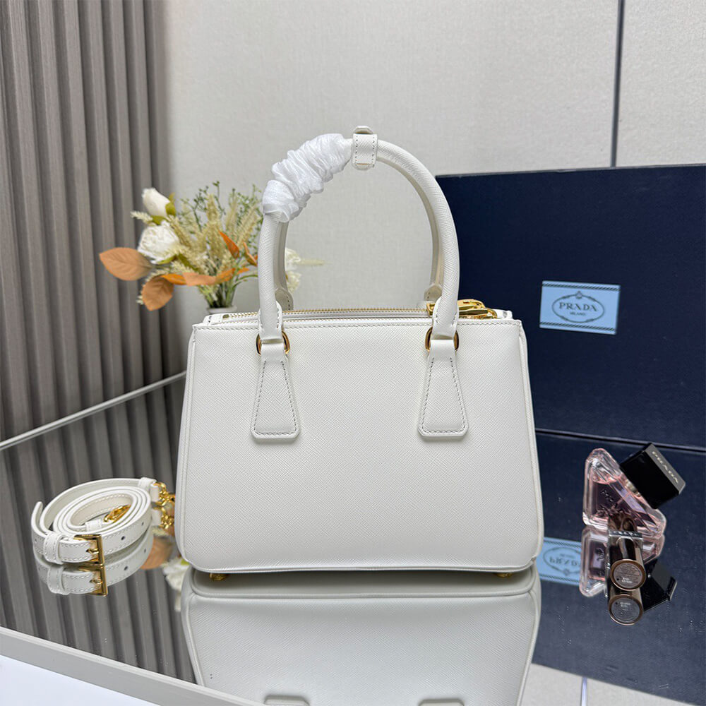 Prada Small Prada Galleria Saffiano leather bag(HIGH-END GRADE)