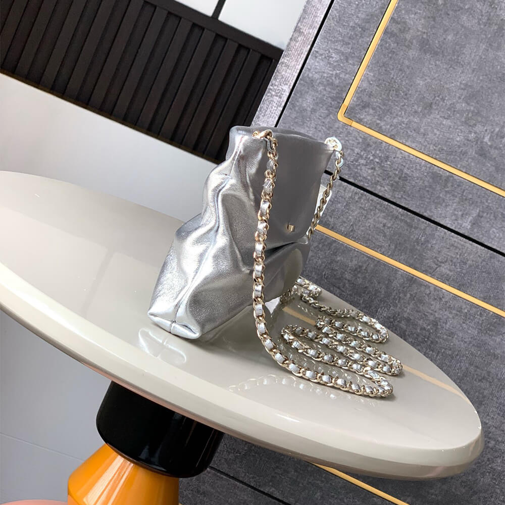 CHANEL Clutch With Chain(HIGH-END GRADE)