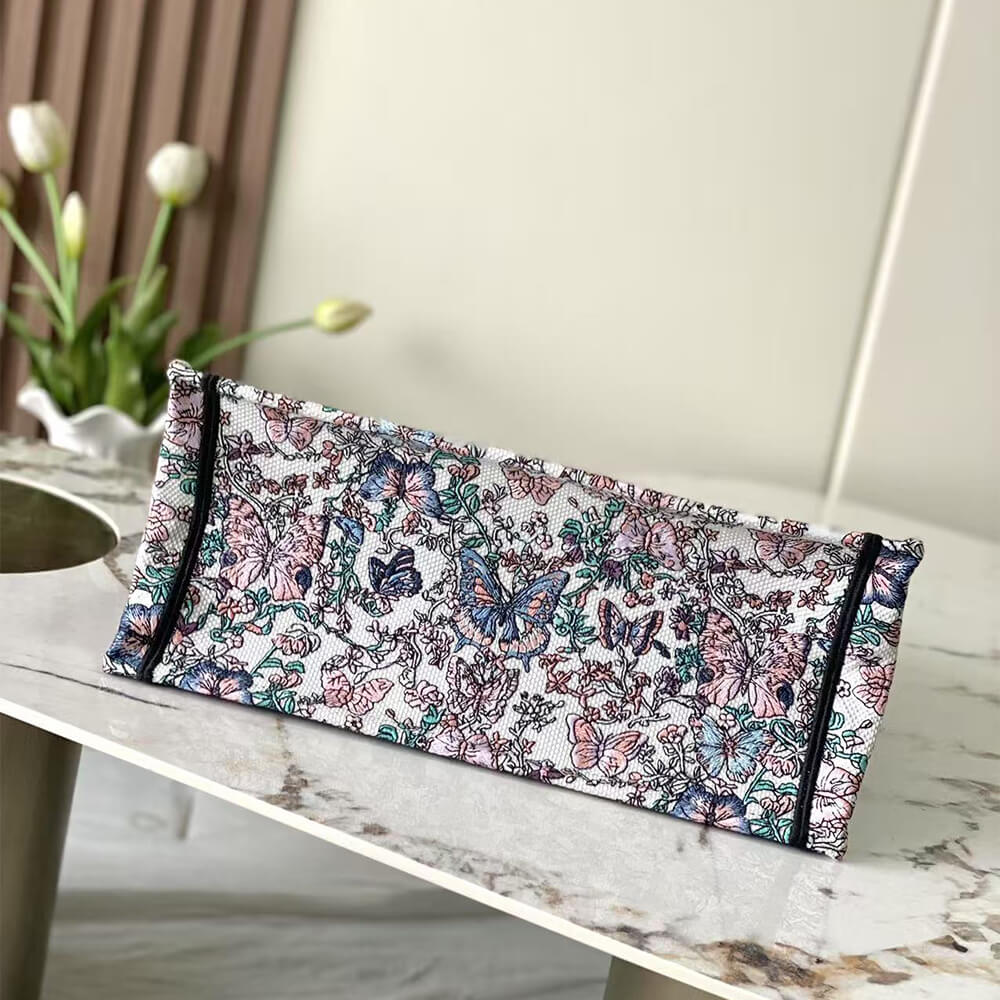 Medium Dior Book Tote